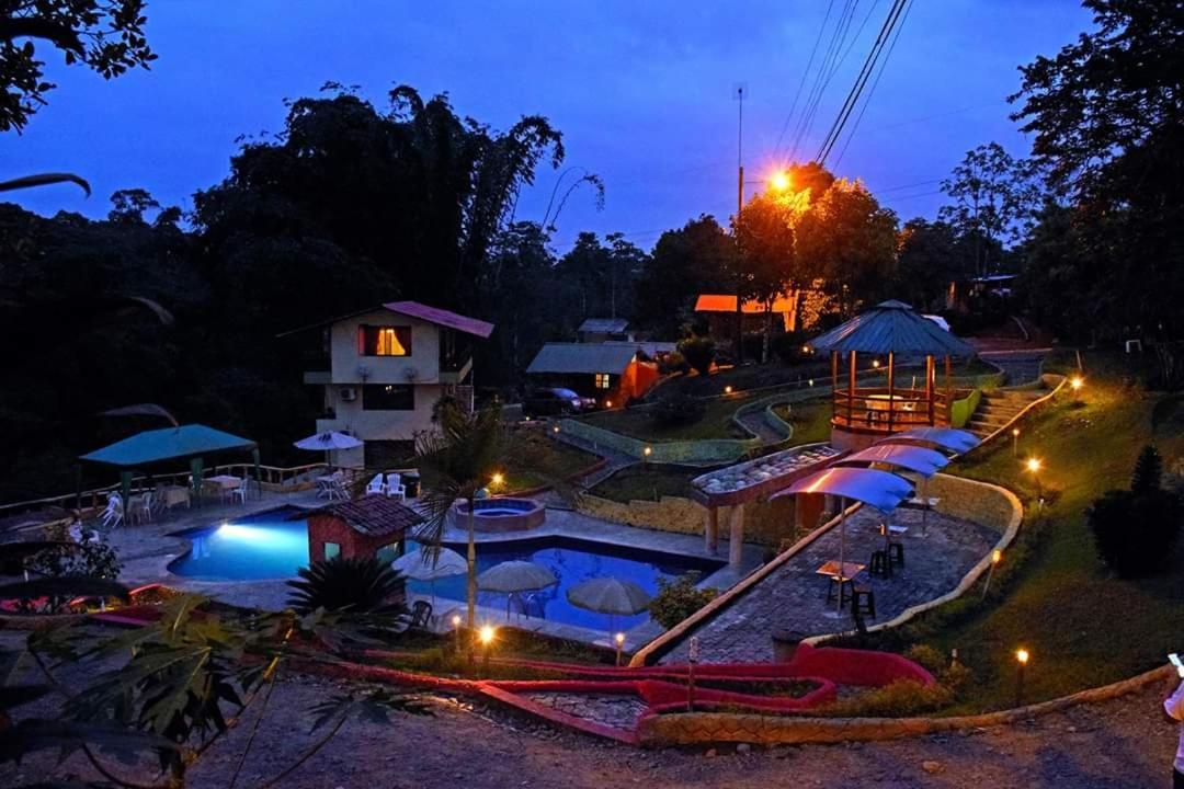 Hosteria Kasadasa Santo Domingo de los Colorados Ngoại thất bức ảnh