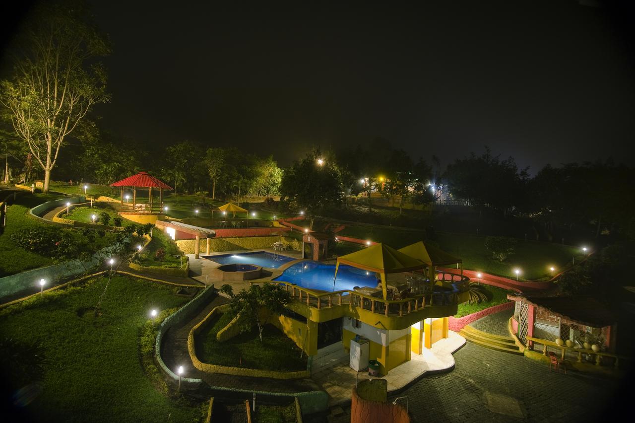 Hosteria Kasadasa Santo Domingo de los Colorados Ngoại thất bức ảnh