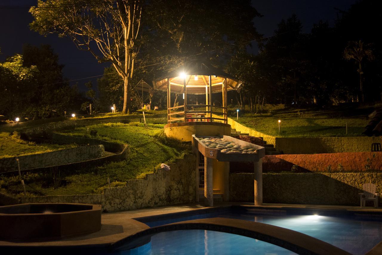 Hosteria Kasadasa Santo Domingo de los Colorados Ngoại thất bức ảnh