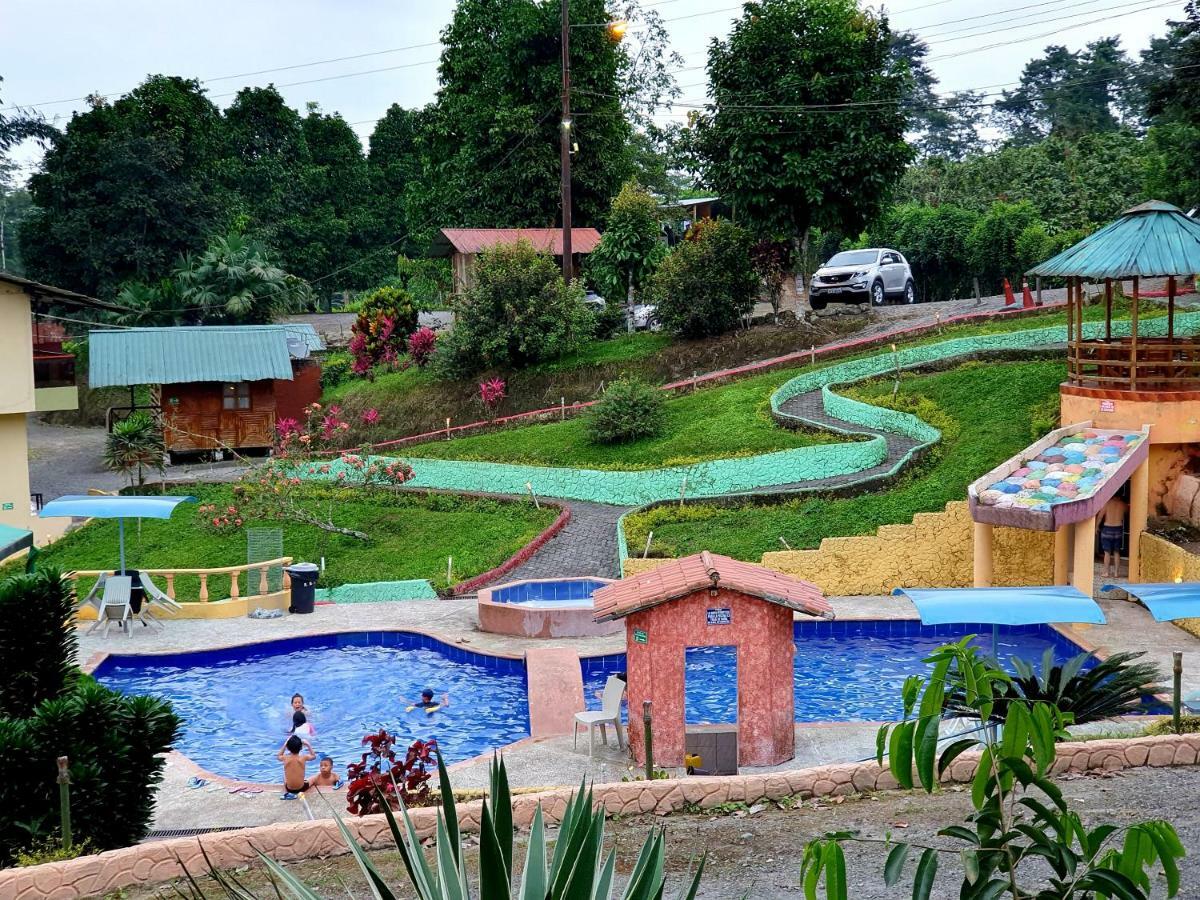 Hosteria Kasadasa Santo Domingo de los Colorados Ngoại thất bức ảnh