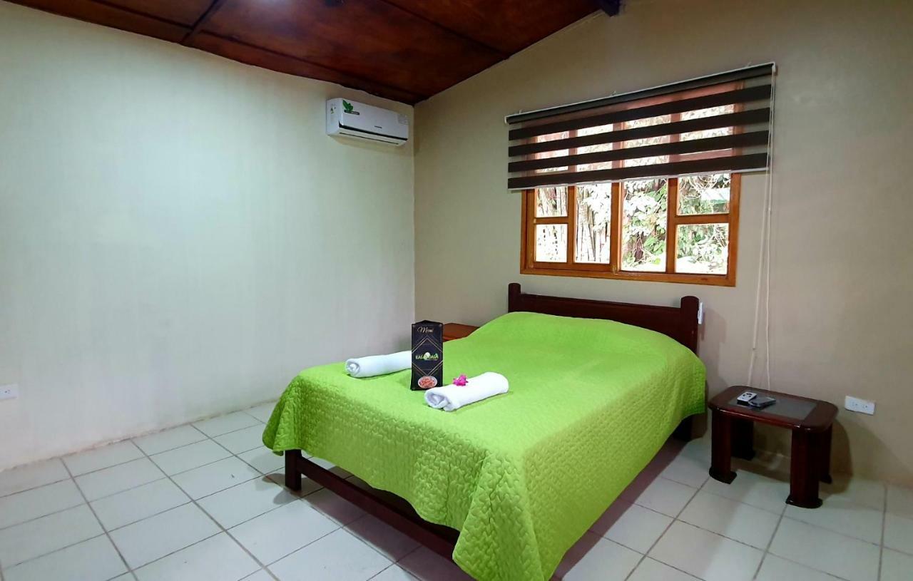 Hosteria Kasadasa Santo Domingo de los Colorados Ngoại thất bức ảnh